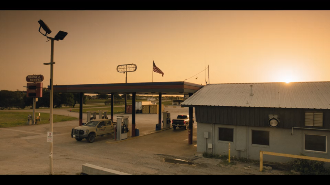 Truck & Travel in “Landman” season 2 episode 2.