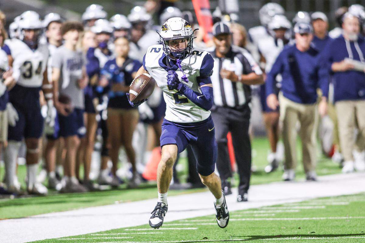 Keller receiver Ralph Crosby runs down the sideline for a 57-yard touchdown at Northwest ISD Stadium in Justin, Texas, Friday, Nov. 7, 2025.