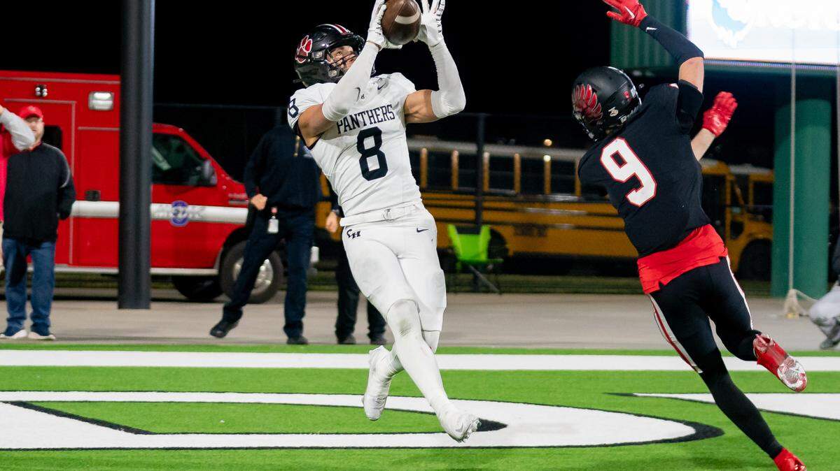 Braden Blueitt’s game winning touchdown for the Colleyville Heritage Panthers is a nominee for the Star-Telegram moment of the year.