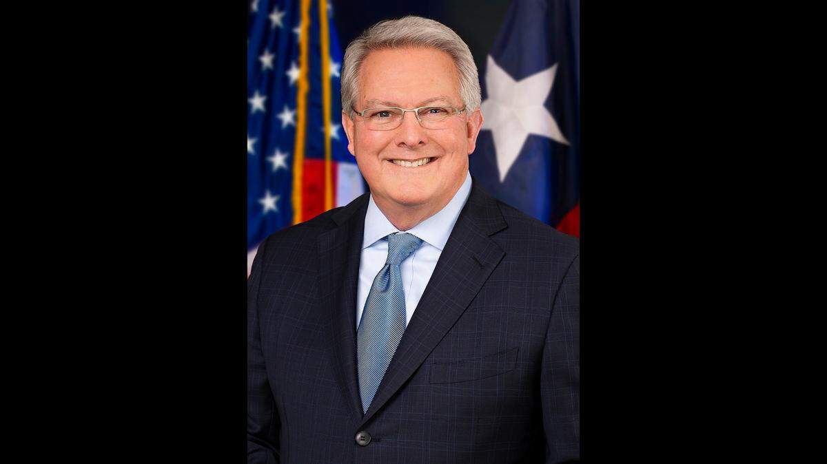 Portrait of Argyle mayor Bryan Livingston.