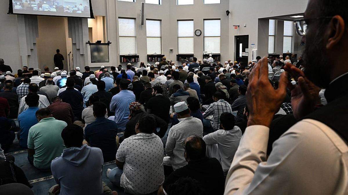 Muslims pray in 2025 at the East Plano Islamic Center mosque. The center’s plan for a community development in Collin County drew the wrath of Texas elected officials.