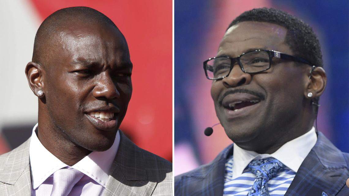 Dallas Cowboys legends Terrell Owens and Michael Irvin are pictured in this composite photo.