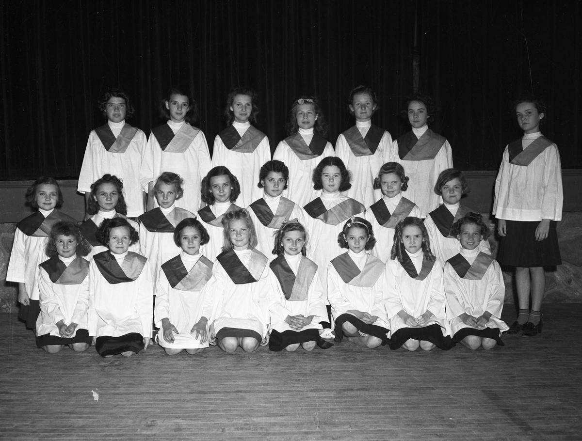 May 1, 1940: Keller Elementary School Choral club.