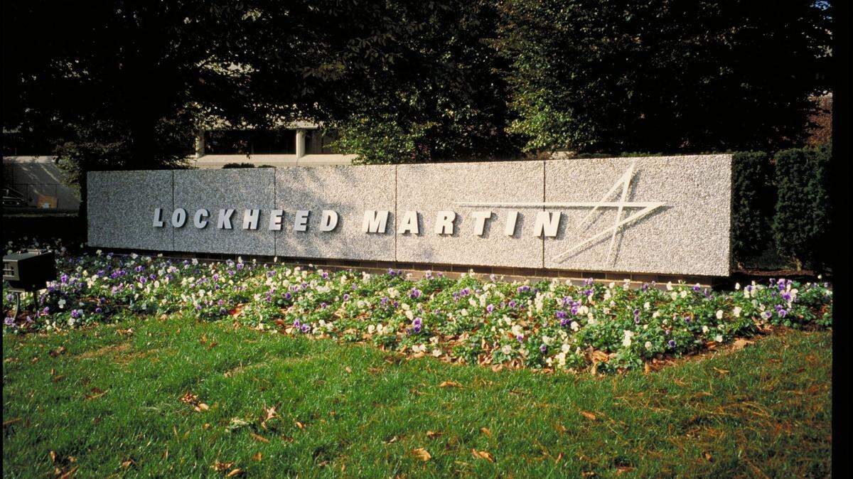 Lockheed Martin busca entrevistar a ingenieros que inician sus carreras en un evento de contratación en Fort Worth, el sábado 4 de marzo de 2023.