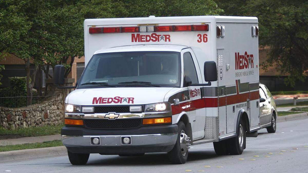 An 8-year-old boy accidentally shot himself in the leg in his uncle’s Fort Worth, TX home Saturday morning, police said. He will survive.
