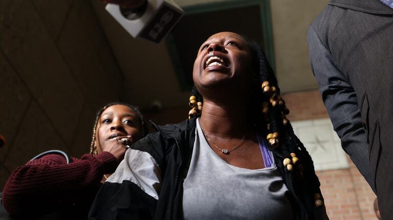 Tarrant County will hire outside lawyers for guards in jail death lawsuit