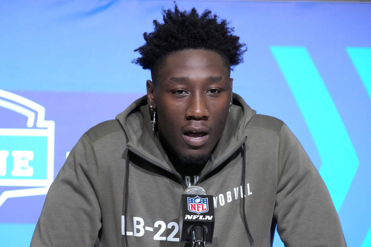The Dallas Cowboys selected Texas linebacker Demarvion Overshown with their third-round selection in the NFL draft.