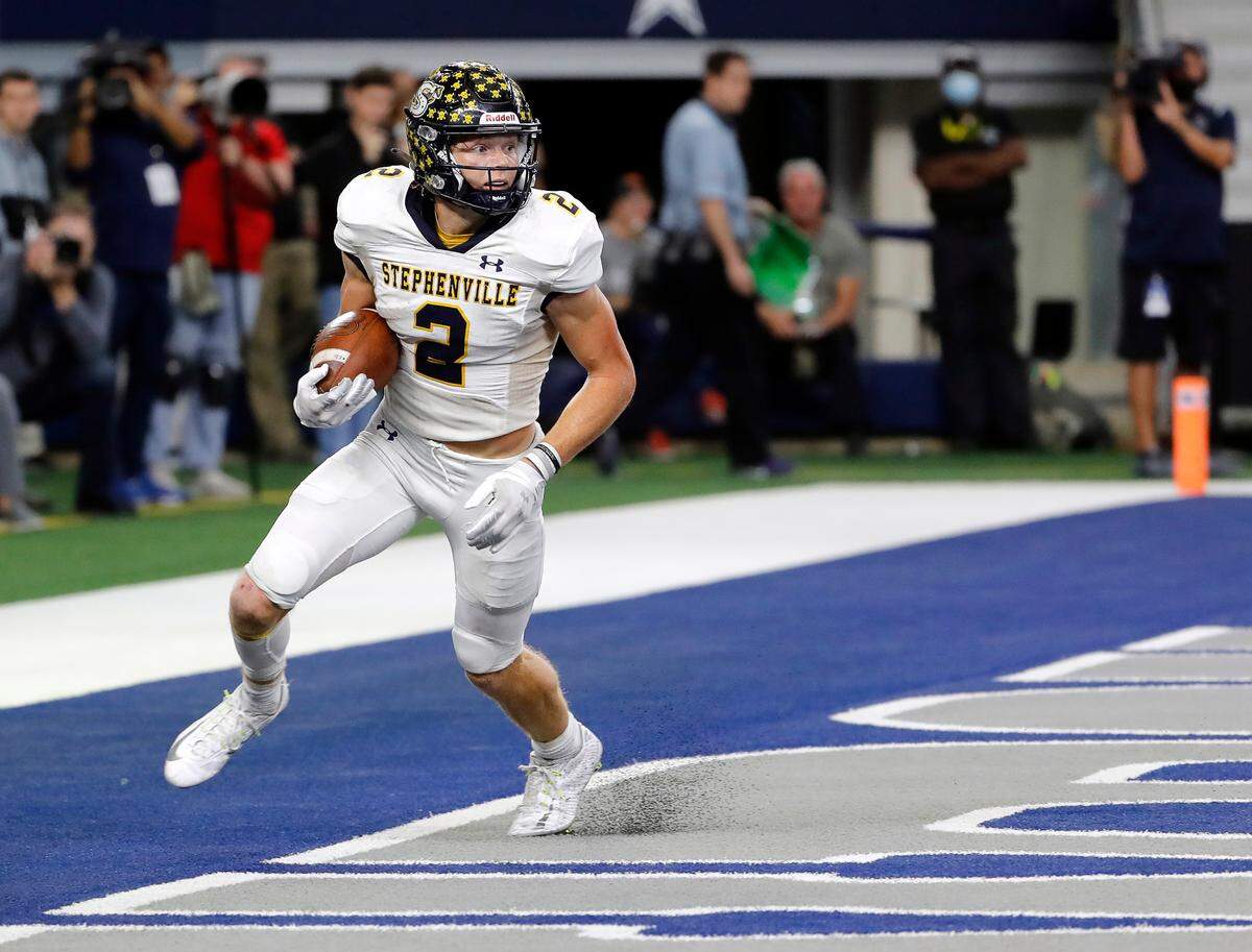 Stephenville wide receiver Coy Eakin (2) looks out of the end zone after intercepting a LBJ pass during a high school 4A division 1 state championship football game at AT&T Stadium in Arlington, Texas, Friday, Dec. 17, 2021. Stephenville defeated Austin LBJ 38-21. (Special to the Star-Telegram Bob Booth)