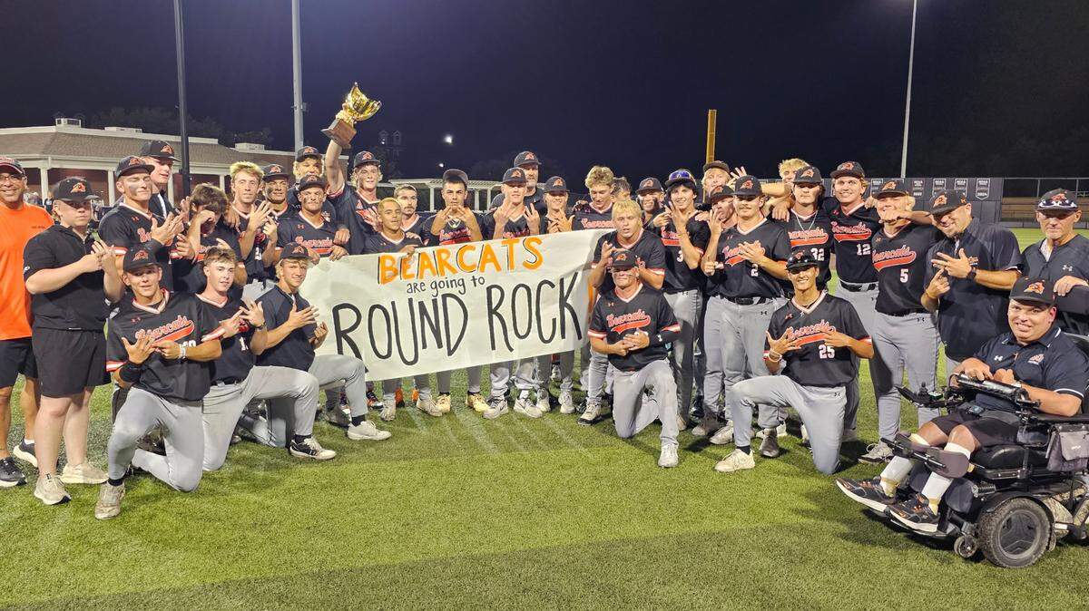 The Aledo baseball team poses for a team picture with the Class 5A Division I state semifinal trophy after defeating McKinney North 6-0 to sweep the series on Friday, May 30, 2025 at Dallas Baptist University in Dallas, Texas.