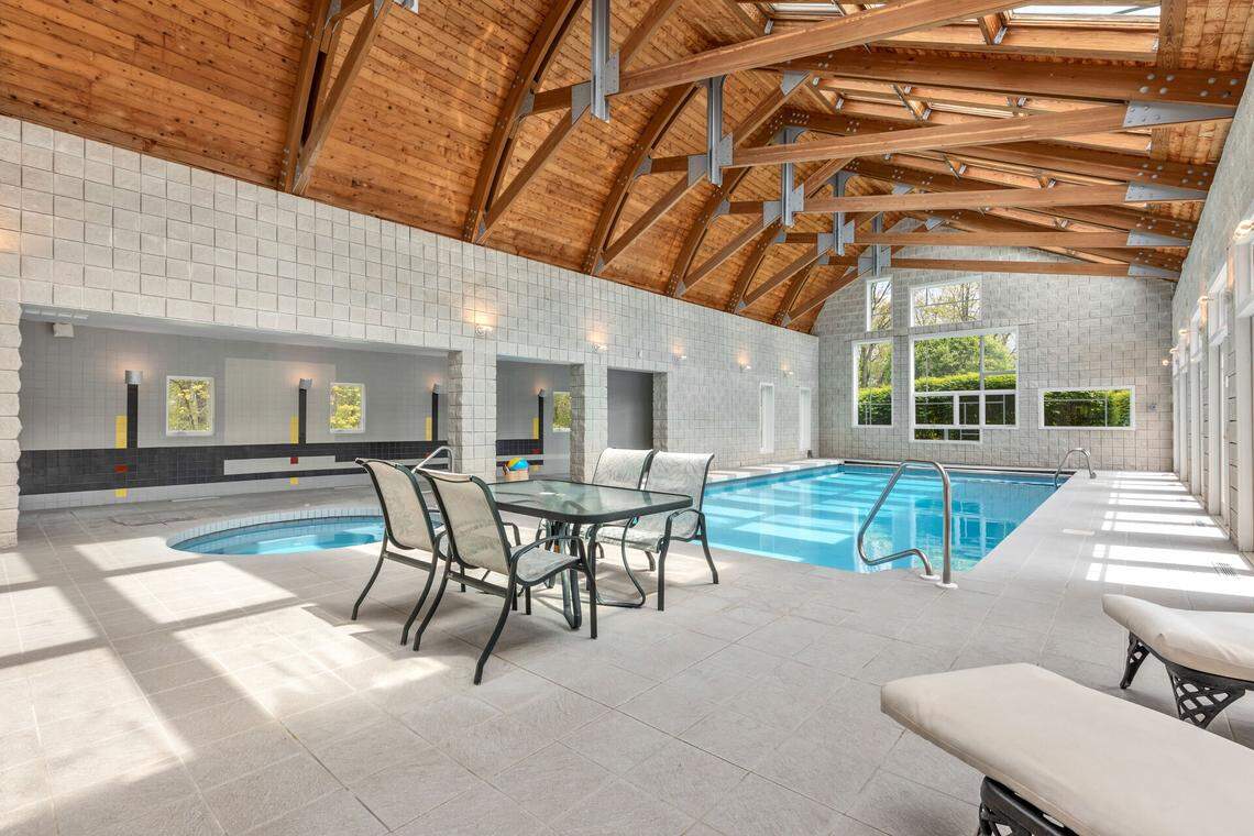 Indoor swimming pool