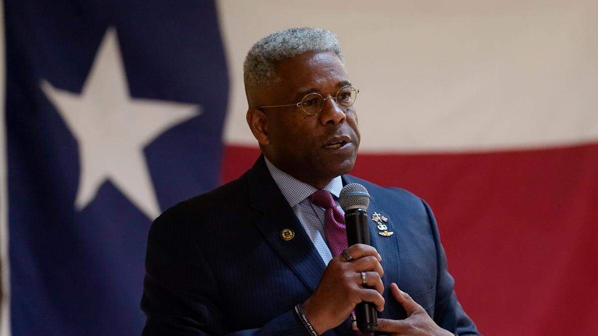 Dallas-Fort Worth Airport police released the incident report regarding Republican candidate for Texas governor Allen West ripping a mask off another man last week.