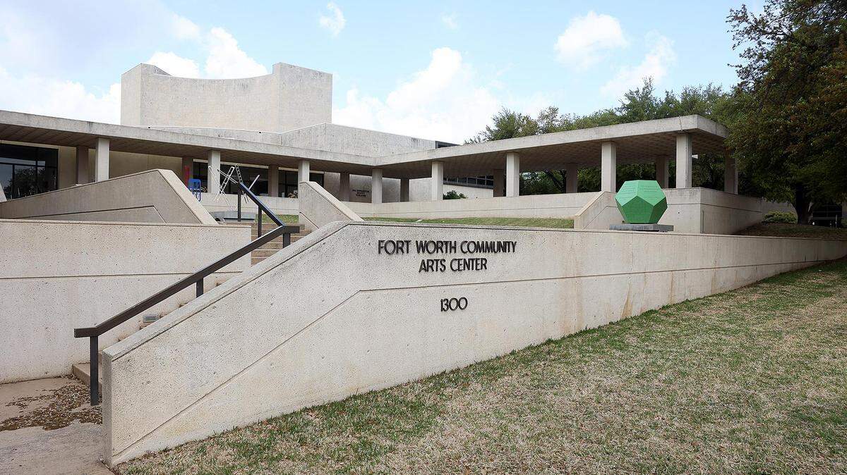 Fort Worth could redevelop the building that holds the city’s community arts center.