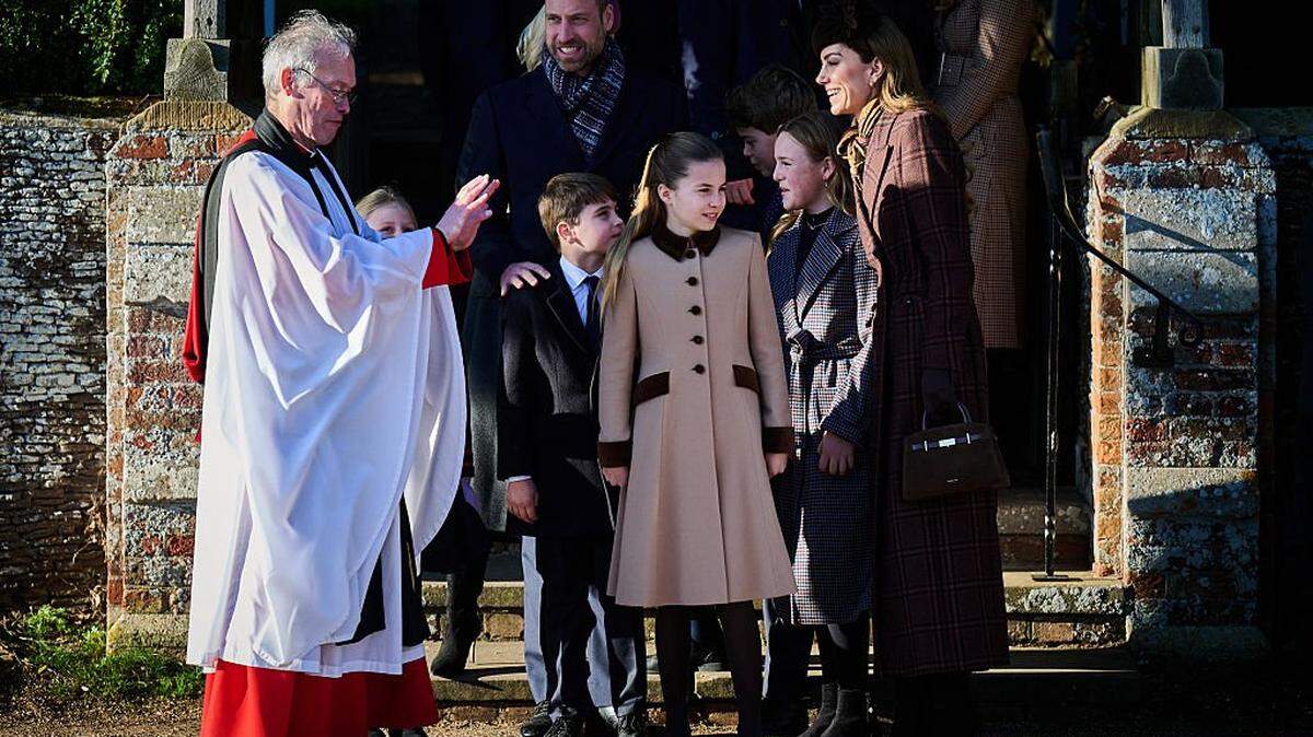 SANDRINGHAM, NORFOLK - DECEMBER 25: (L-R) Prince William, Prince of Wales, Prince Louis of Wales, Princess Charlotte of Wales, Prince George of Wales, Mia Tindall and Catherine, Princess of Wales attend the Christmas Morning Service at Sandringham Church on December 25, 2025 in Sandringham, Norfolk. (Photo by Jordan Peck/Getty Images)