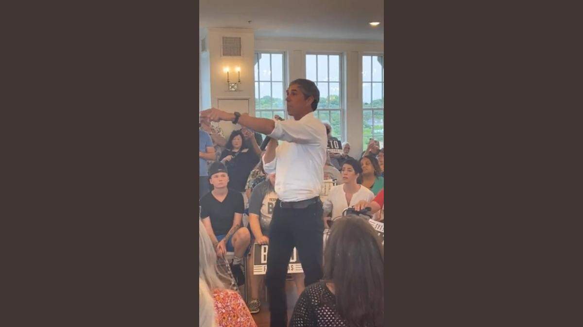 Texas governor candidate Beto O’Rourke lashed out at a heckler with some profanity during a stop in Mineral Wells Wednesday night.