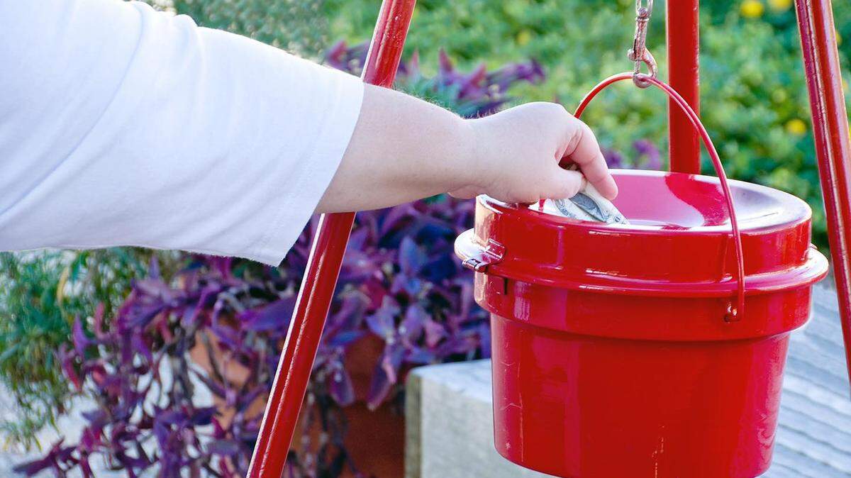 Arlington police said a man stole a Salvation Army Red Kettle on Monday outside a Walmart.