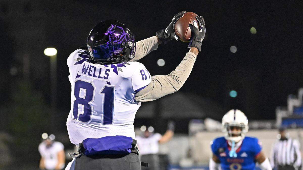 TCU tight end Pro Wells is opting out of the bowl game to focus on an NFL career.