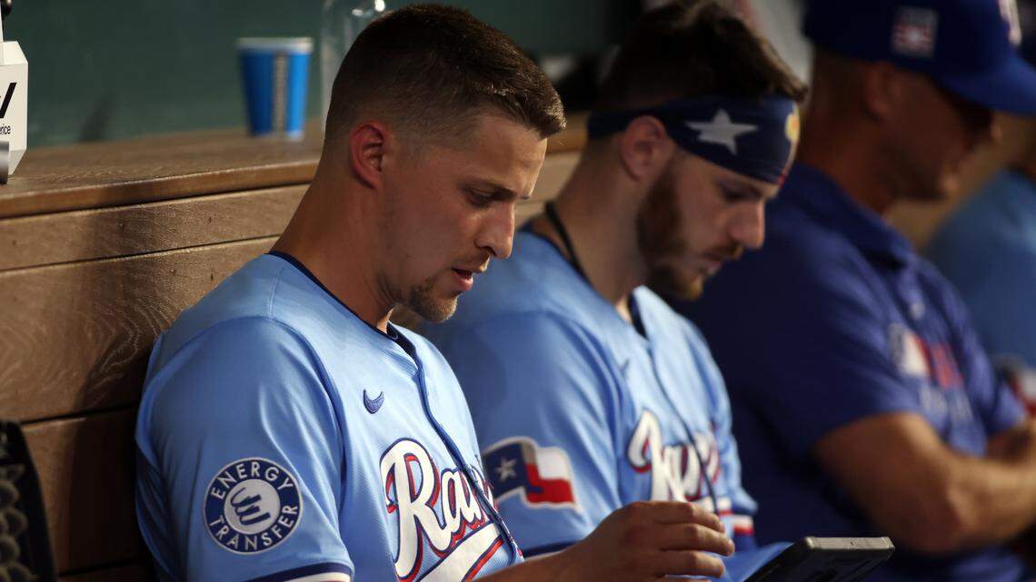 The New York Yankees need a shortstop. The Texas Rangers have a good one