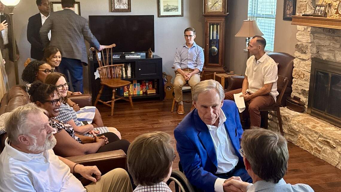 Abbott offers plan to lower home costs, blames local governments for ‘costly mandates’