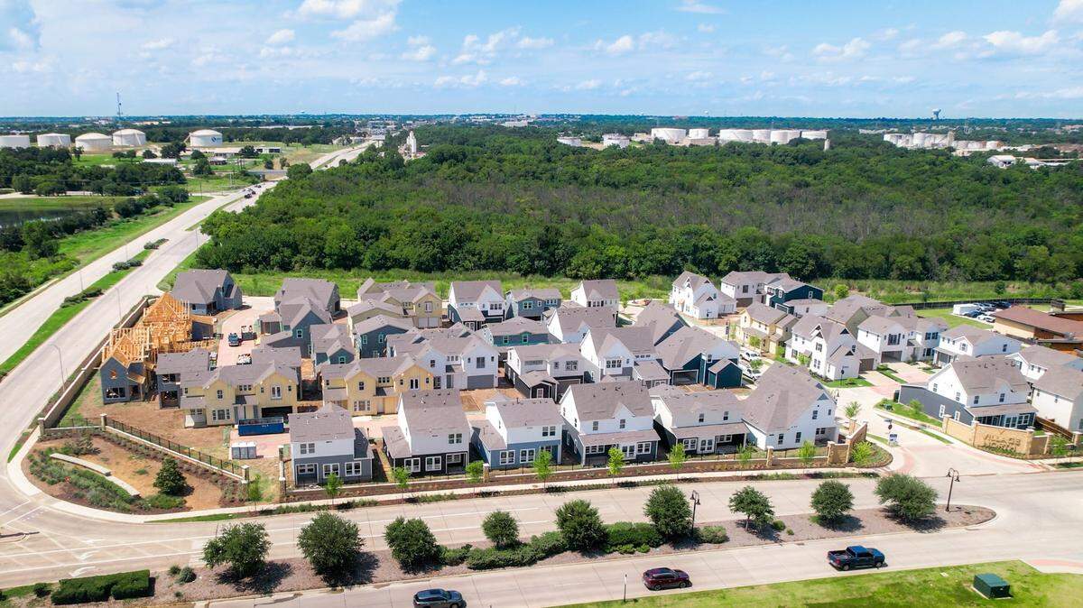 A bird’s eye view of Tricon Viridian, a new built-to-rent community in Arlington’s Viridian development.