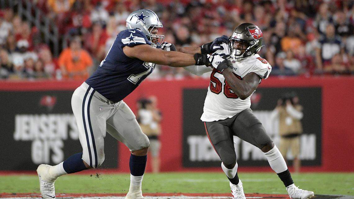 Dallas Cowboys offensive tackle La’el Collins, left, has been suspended five games for violating the NFL’s substance abuse policy.