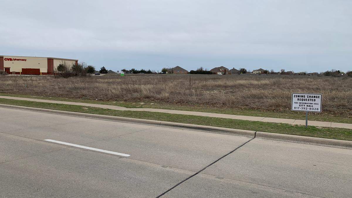 13951 Sendera Ranch Boulevard in far north Fort Worth. The owner wants to rezone the property from commercial to multifamily residential; existing neighborhoods have pushed back against the plan.