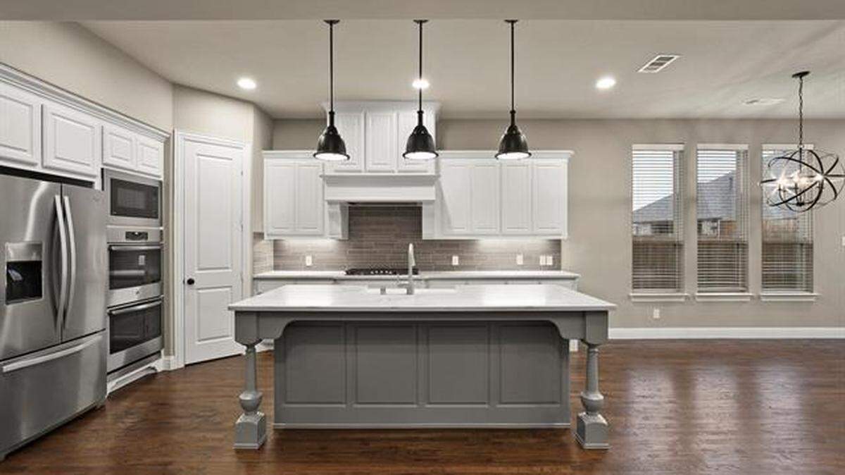 The home at 1128 Thornhill Way is priced $550,000.
