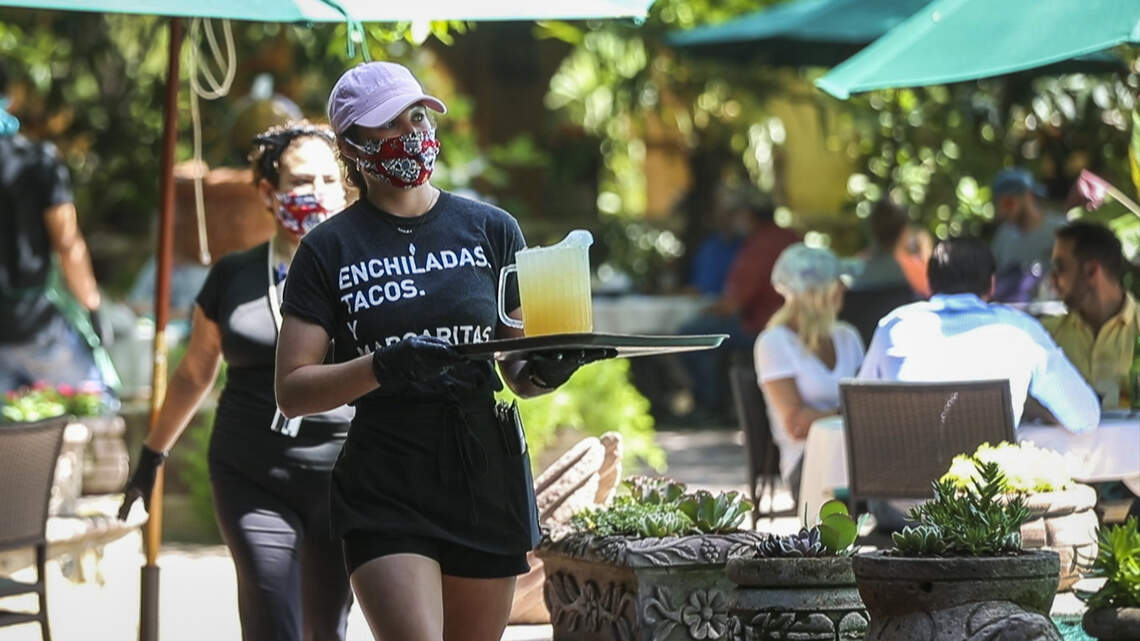 Here’s what happened when Fort Worth businesses reopened after coronavirus closures
