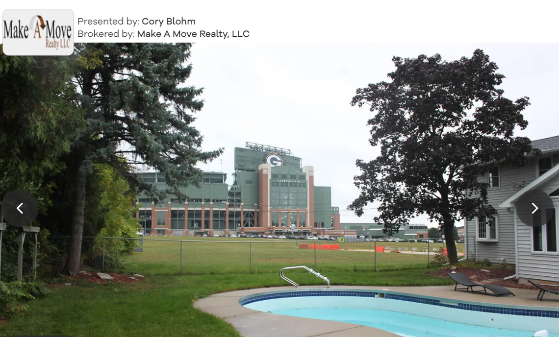 Epic pool parties can be thrown here if you’re an NFL fan and it’s not snowing buckets.