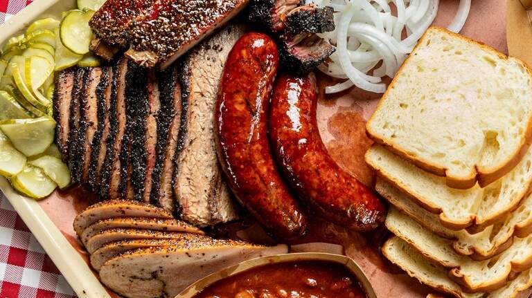 What’s new at Goldee’s Bar-B-Q near Fort Worth? Now you can go 4 days a week