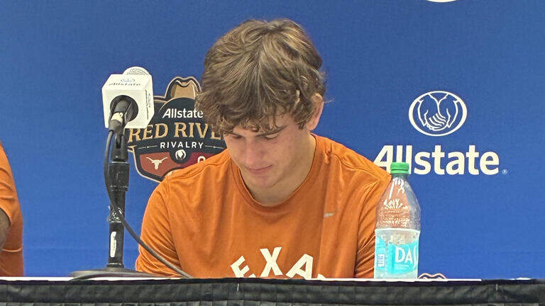 Texas’ Arch Manning is not ‘just a kid’; treat him like uncle Peyton