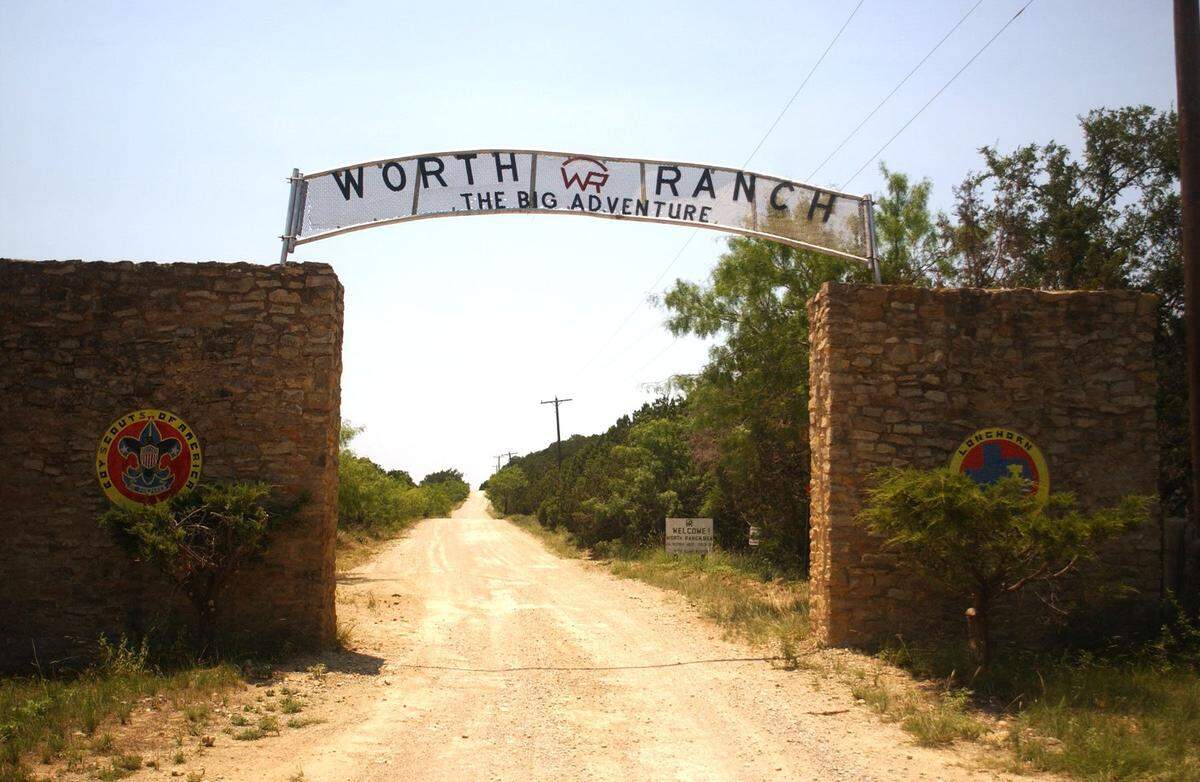 June 19, 2002: Former members of Boy Scout Troup 17 gathered for a reunion at Worth Ranch in Palo Pinto, Texas.