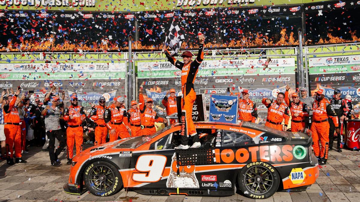 Chase Elliott (9) celebrates winning the Auto Trader Echo Park 400 in Victory Lane at Texas Motor Speedway in Fort Worth, Texas, April 14, 2024. Kyle Larson won stage 1. (Special to the Star-Telegram/Bob Booth)