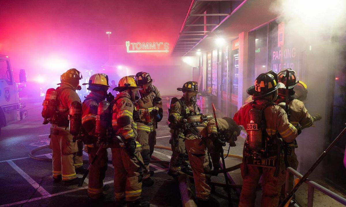 Tommy’s Hamburger Grill at 5228 Camp Bowie Blvd. in Fort Worth was damaged by a fire Friday morning, May 9.