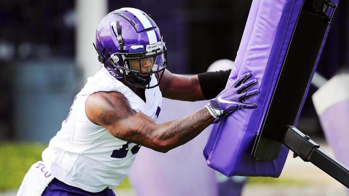 Linebacker Dee Winters runs a drill during TCUÕs preseason football camp on Saturday, August 7 2021, in Fort Worth.