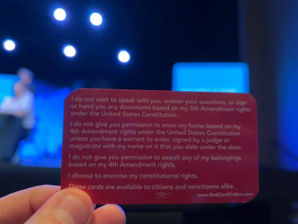 A card handed out by members of immigrant advocacy group Proyecto Inmigrante contains statements in English for Spanish-speakers to aid them in interactions with law enforcement. The group held an informational session in Cleburne ahead of the law’s enactment in early March. 