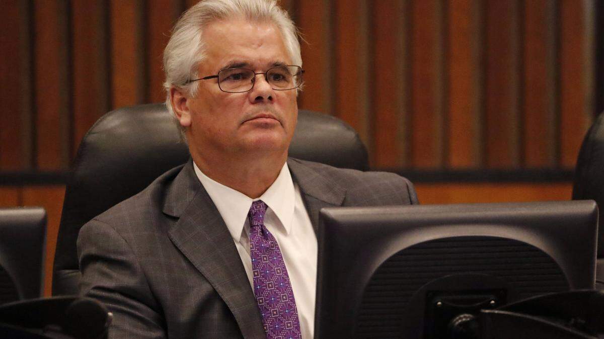 Fort Worth City Manager David Cooke has announced his retirement after 10 years with the city.