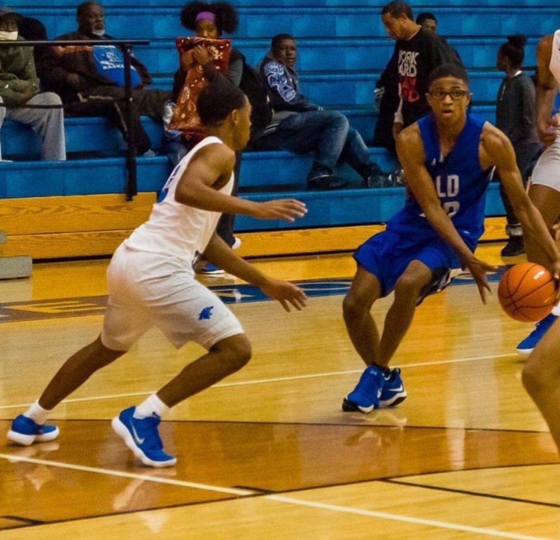 Dunbar junior Jeremiah Keys scored 29 points vs. Richland.