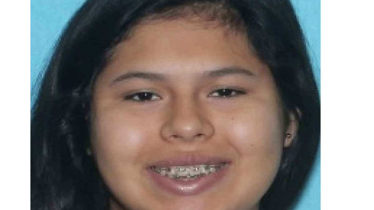 Weatherford police are searching for 19-year-old Kayla Lizzite Plumley. She was last seen Friday.