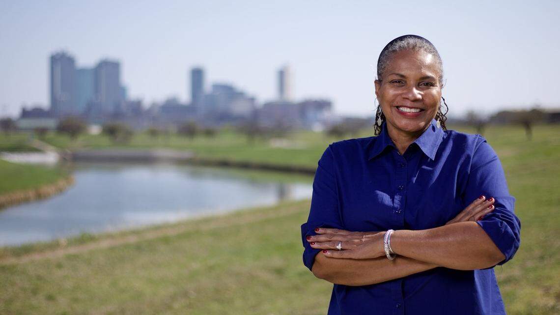 Deborah Peoples, chair fo the Tarrant County Democratic Party and a former AT&T vice president, is running to be Fort Worth mayor.