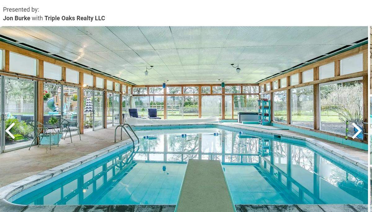Pool area