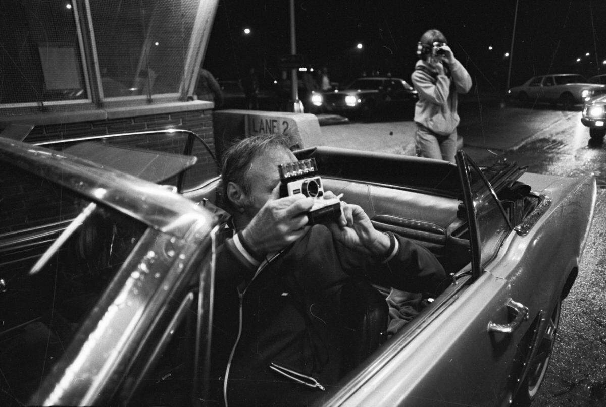 Jan. 1, 1978: Bill Turner arrived early to take photos at the Dallas-Fort Worth Turnpike’s toll booths on the morning the tolls were lifted.