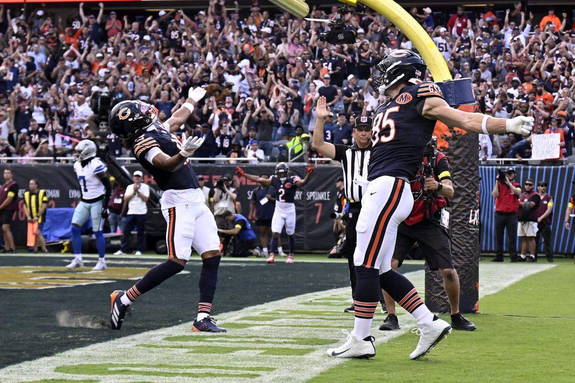 Chicago Bears tight end Cole Kmet (85) reacts after a touchdown catch against the Dallas Cowboys during the second quarter Sunday at Soldier Field in Chicago.