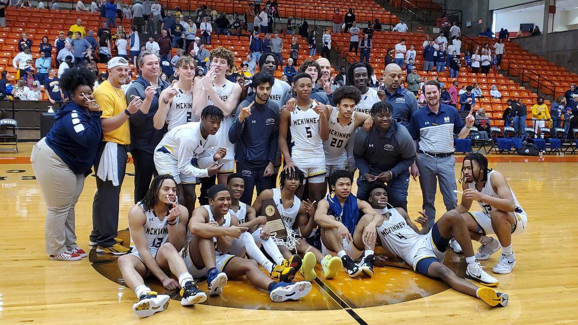 McKinney boys basketball won the Class 6A Region 1 tournament with a victory over Arlington Martin on Saturday March 5, 2022 (Darren Lauber/Star-Telegram)