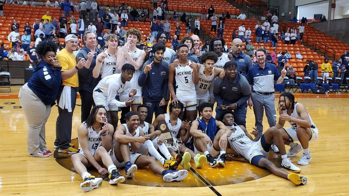 McKinney boys basketball won the Class 6A Region 1 tournament with a victory over Arlington Martin on Saturday March 5, 2022 (Darren Lauber/Star-Telegram)