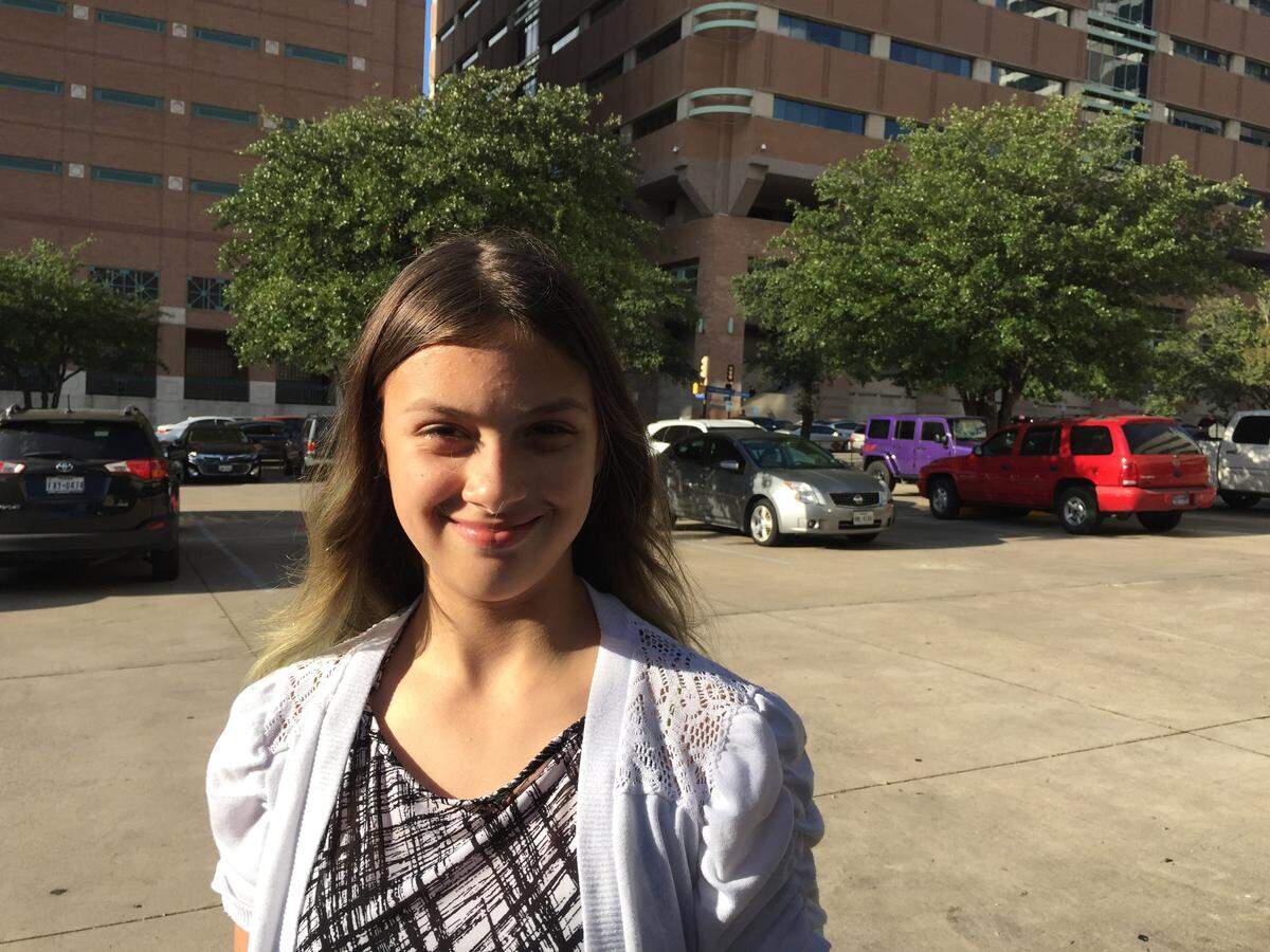Amber Hewitt - Photo of girl who escaped kidnapper last year for trial story