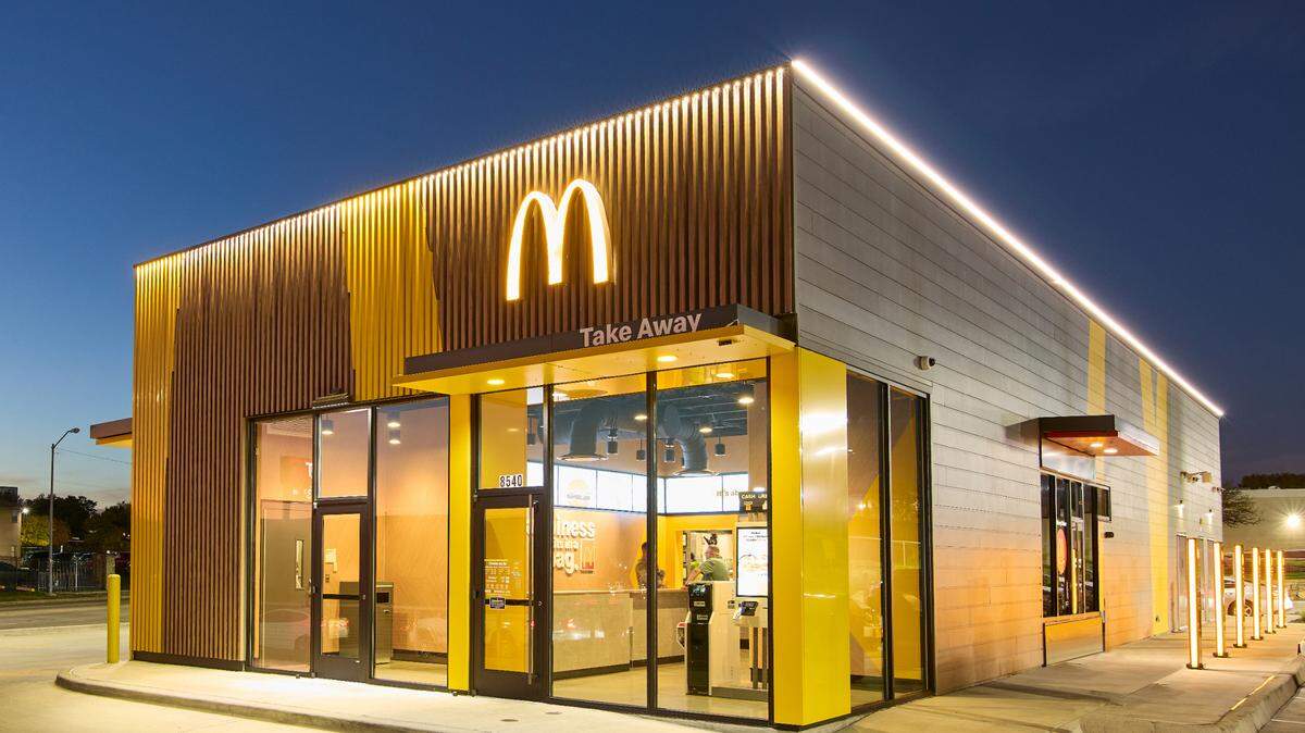 This McDonald’s in Fort Worth is a digital-focused concept that aims to make to-go orders faster and more streamlined.