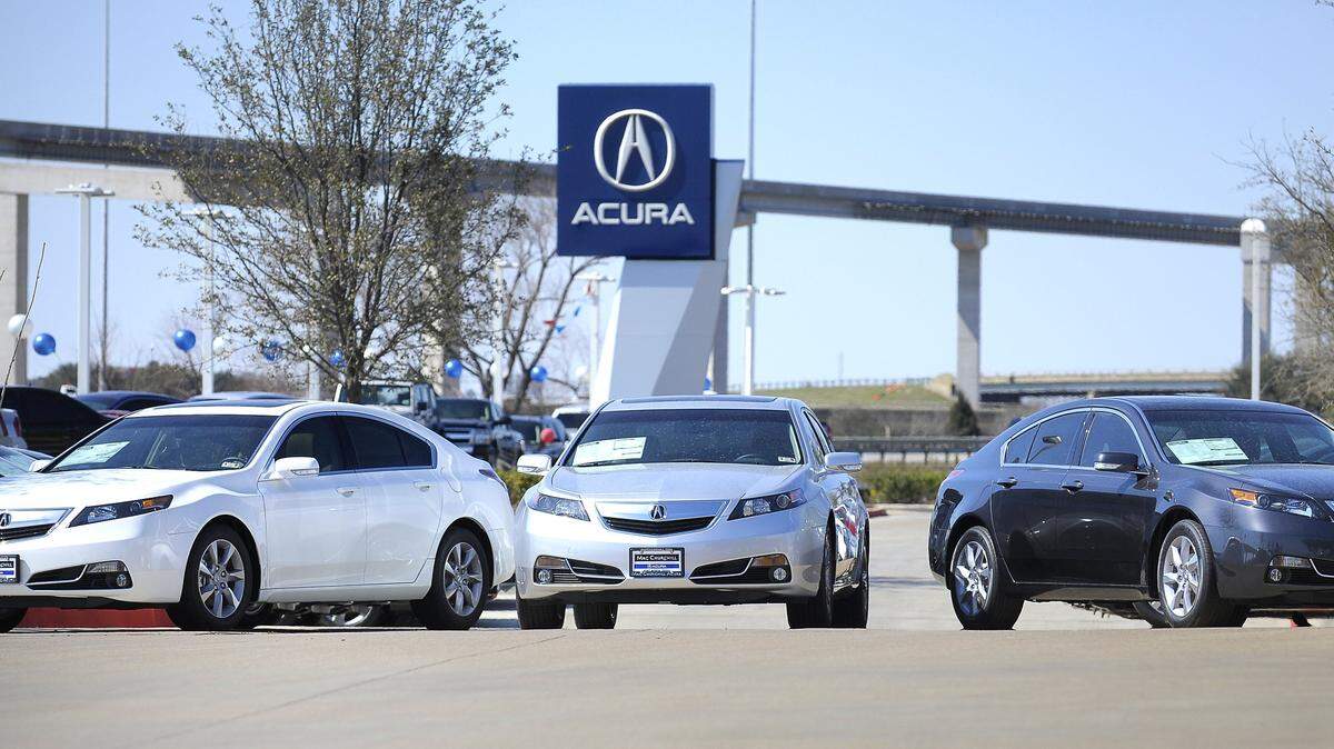 Fort Worth Acura dealer Mac Churchill has filed for bankruptcy. He's also been sued by two investors and co-owners for breach of contract and defamation.