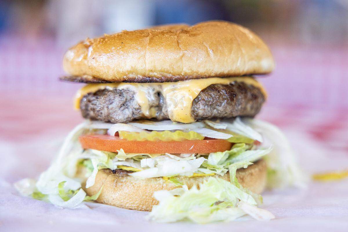 The cheeseburger at Kincaid's Hamburgers in Fort Worth on Friday, Oct. 17, 2025. Kincaid's is the winner of the Fort Worth Star-Telegram Readers Choice poll for best burgers in the city.