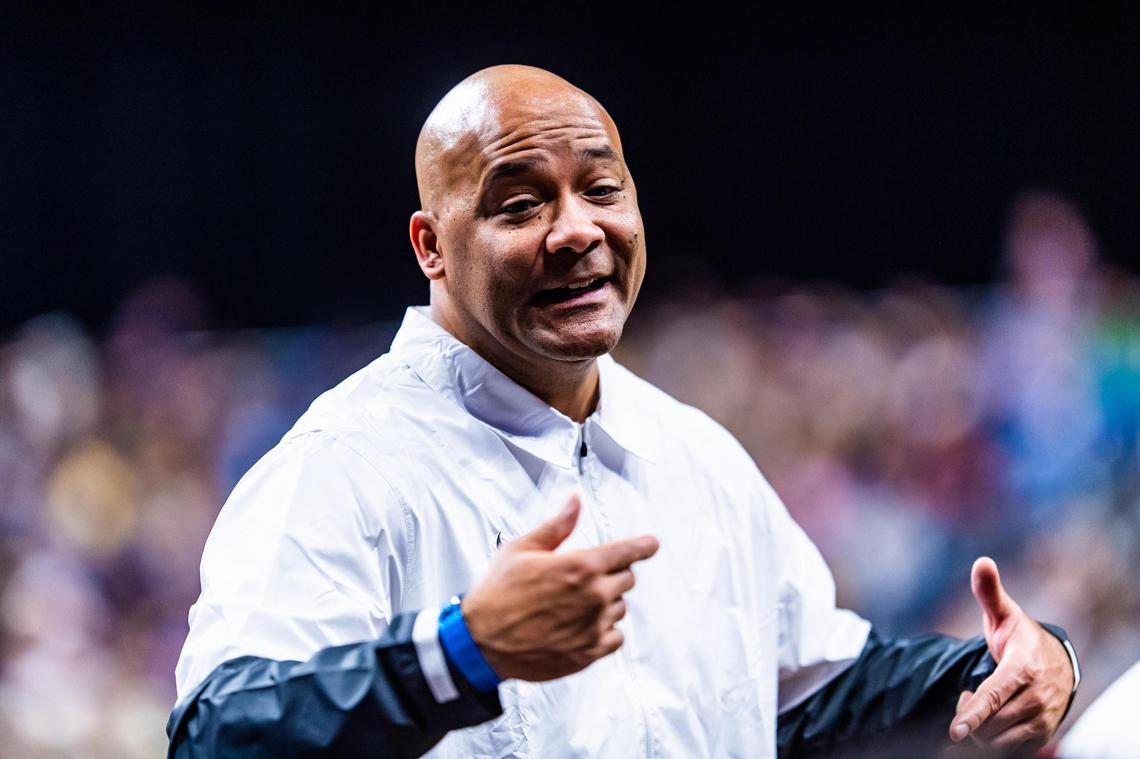 Panthers head coach David Peavey speaking to his team during a timeout in the 6A state final game between Duncanville and McKinney in San Antonio, at the Alamodome, on March 12, 2022. Duncanville won 69-49.