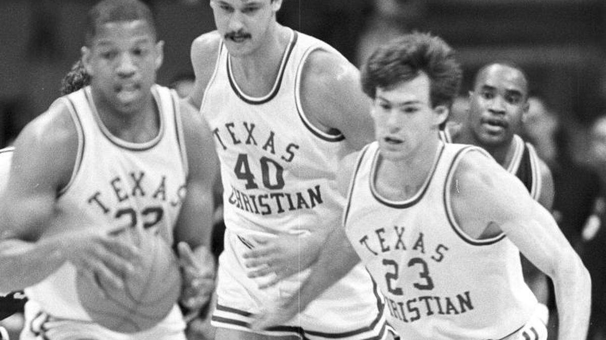 Former TCU players Carven Holcombe, Tony Papa, and Jamie Dixon, seen here against Texas A&M in a Southwest Conference tournament game on March 6, 1987, won the Horned Frogs' last NCAA tournament game six days later in Charlotte, North Carolina.